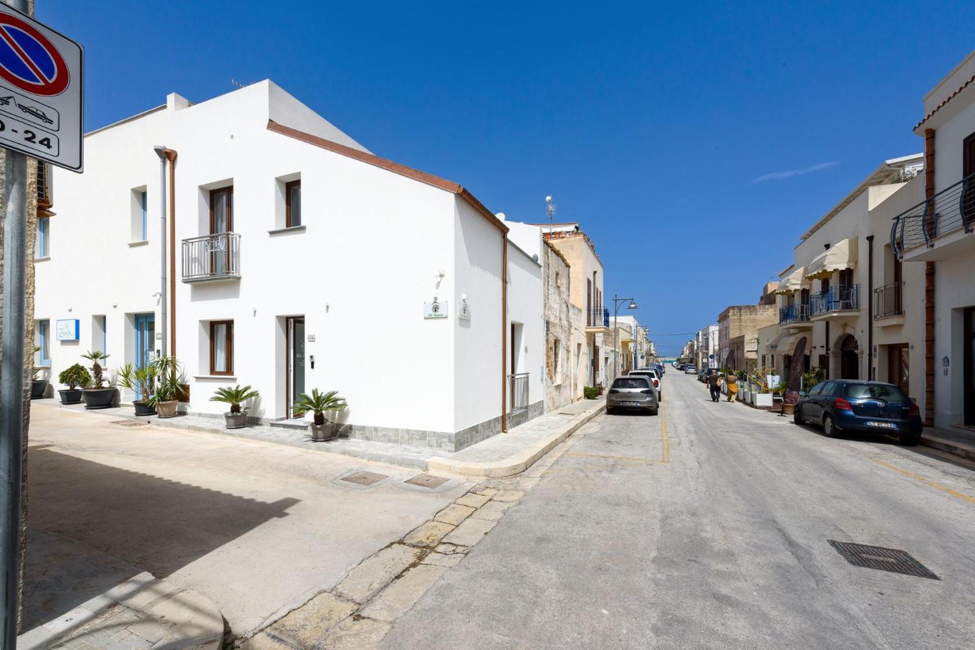Alojamento de Acomodação e Pequeno-almoço Ad Maiora San Vito Lo Capo